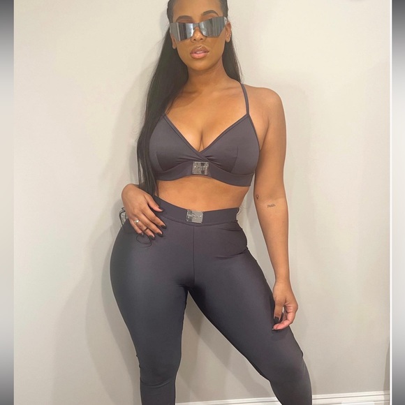 Savage X Fenty Black Ink Forever Savage Legging & Matching Bralettes 3 Piece Set - Picture 14 of 16